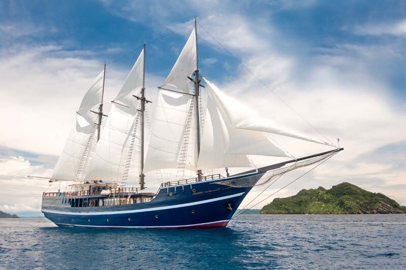 komodo liveaboards