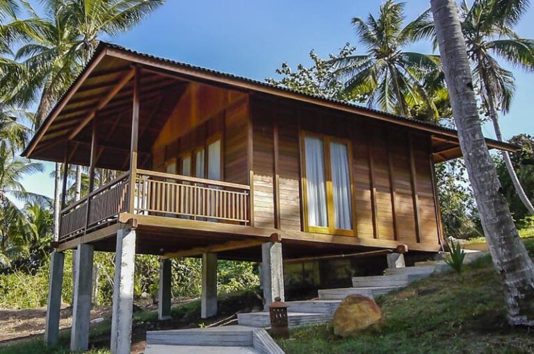 dive travel indonesia bastianos bangka