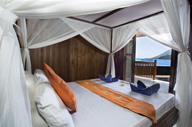 dive travel indonesia bastianos bunaken