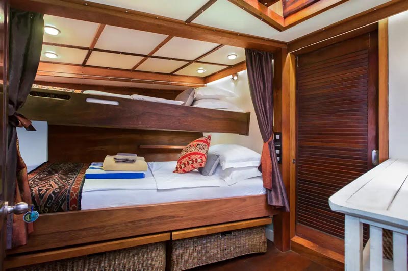 dive-travel-indonesia-katharina-liveaboards