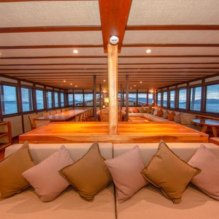 coralia-diveaboard